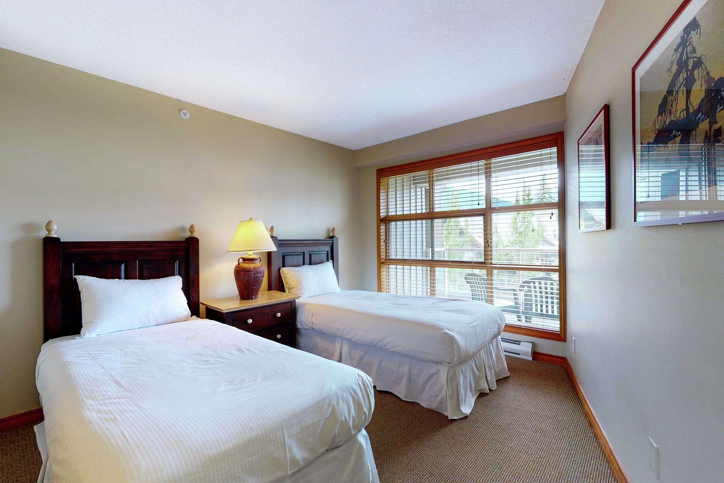 #560 - Bedroom