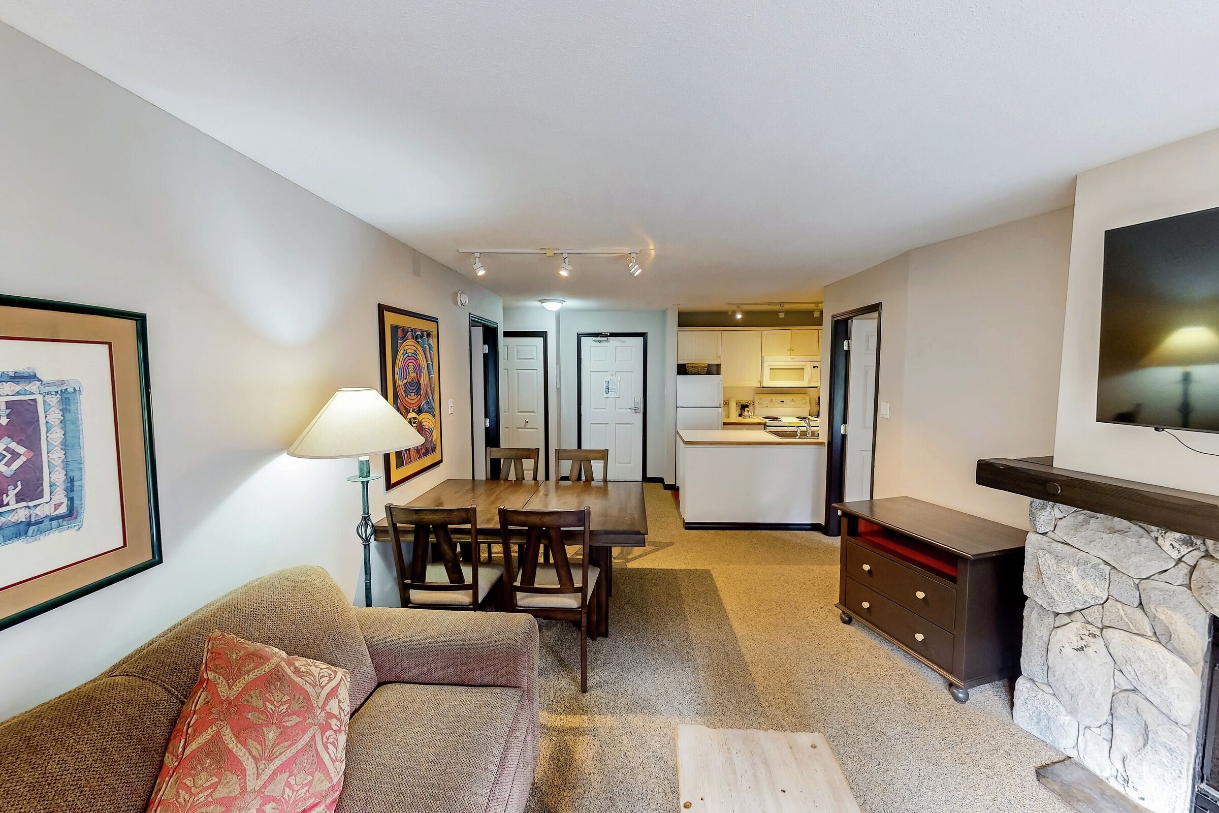 #344 - Living Area