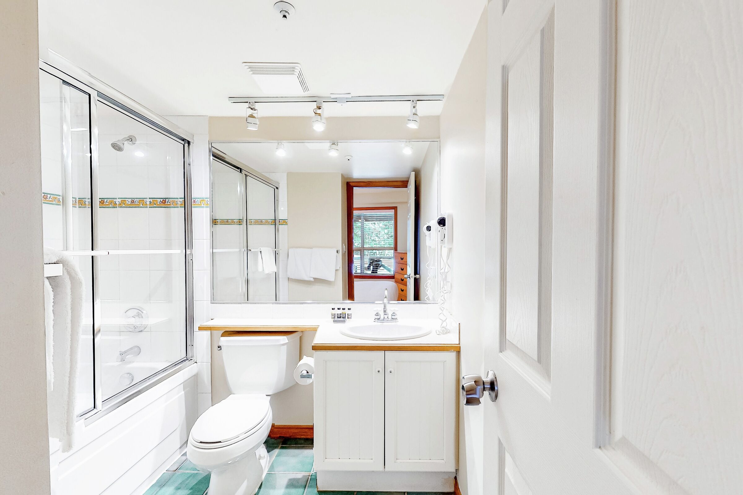 #126 - Bathroom