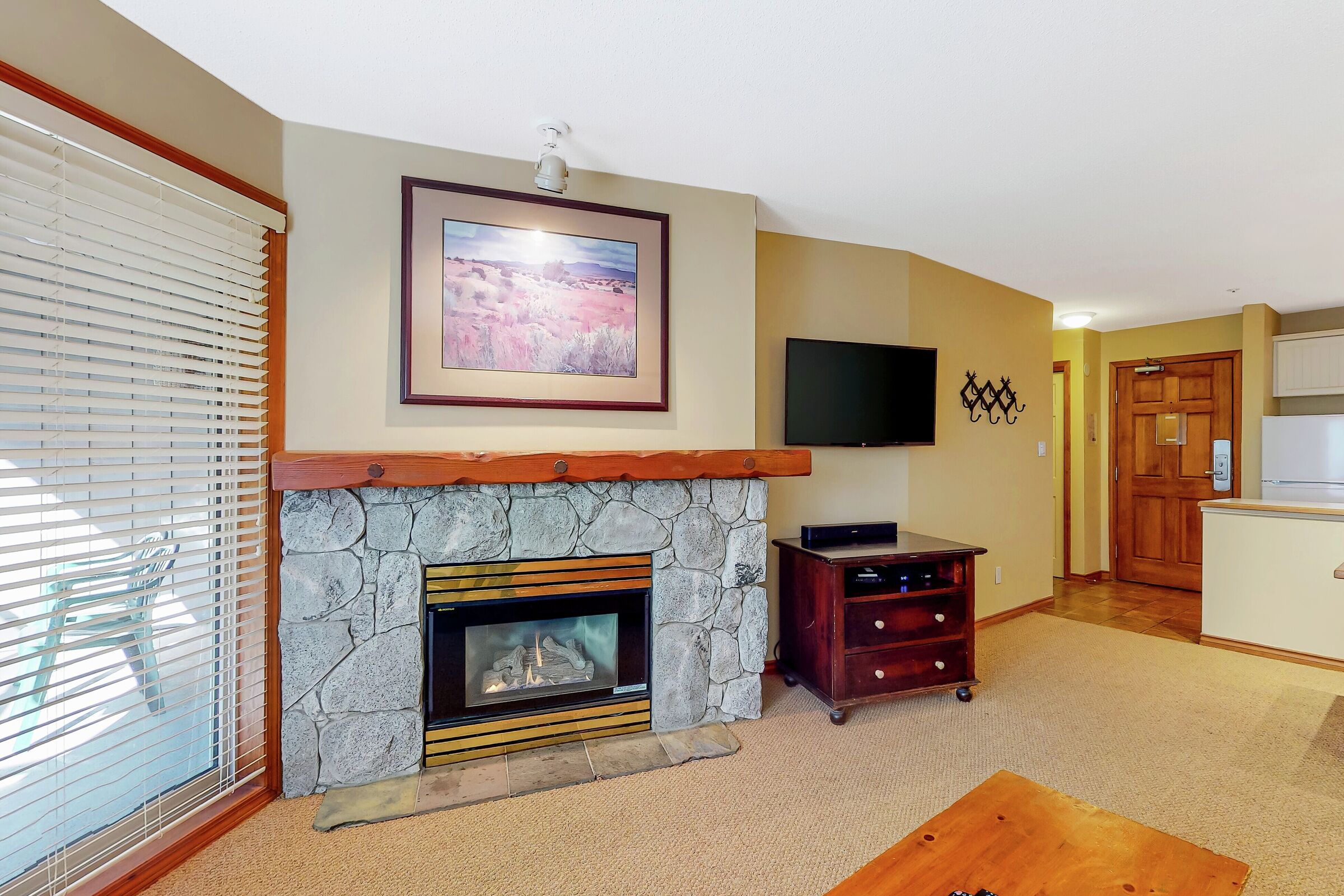 #225 - Living Area