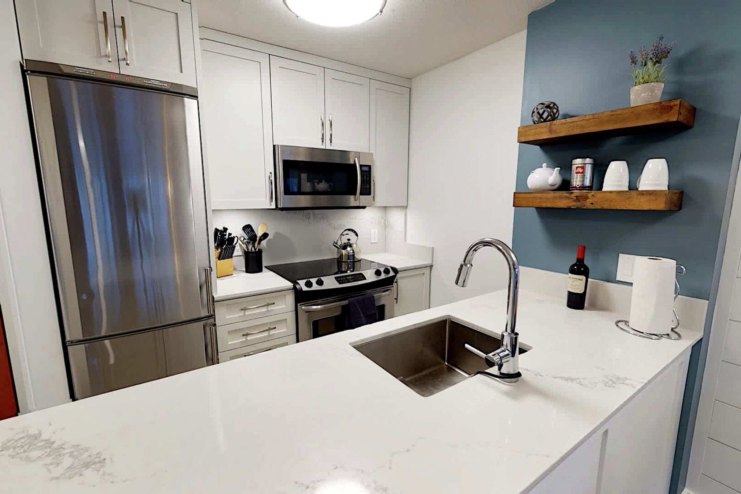 #305 - Kitchen