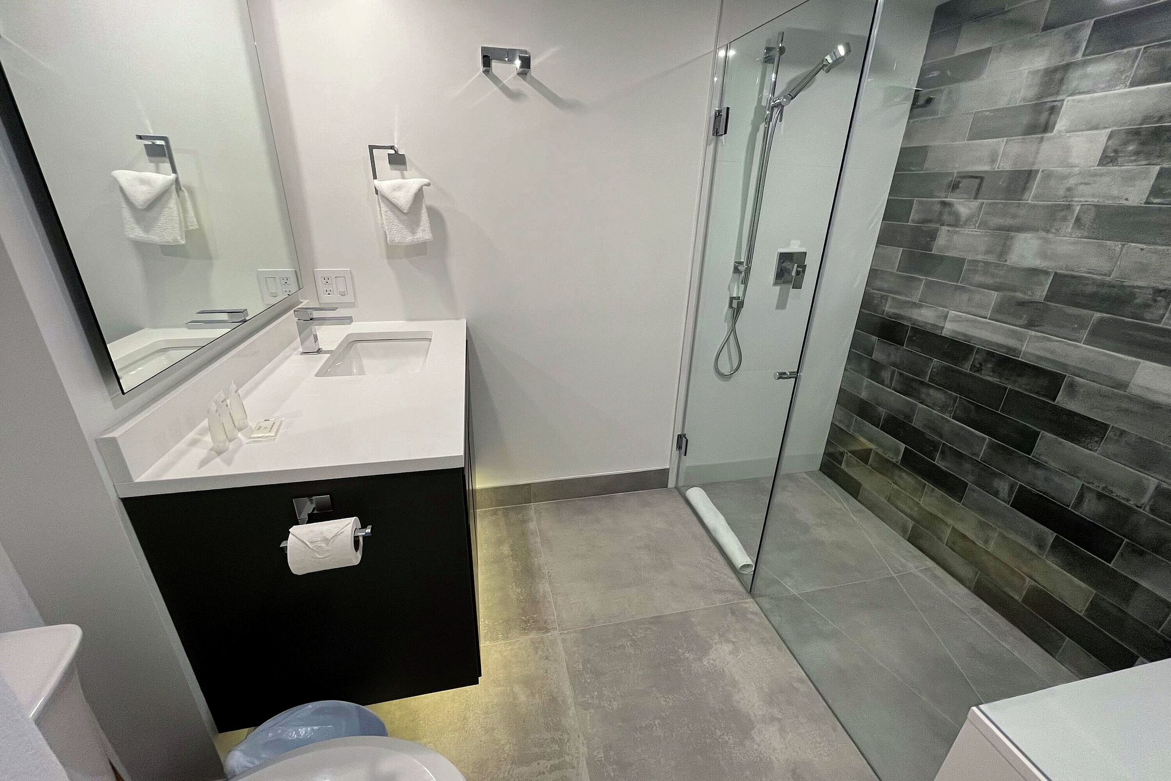 #16 - Master Ensuite Bathroom