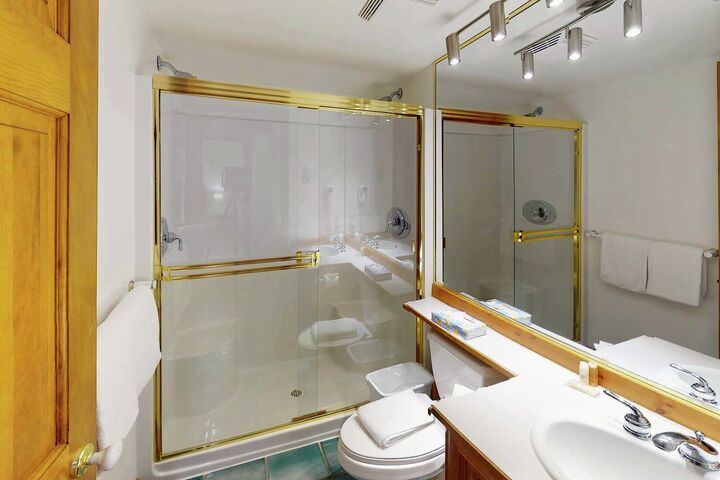 #3 - Bathroom