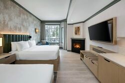 2 Queens - Hotel Room Sleeping Area