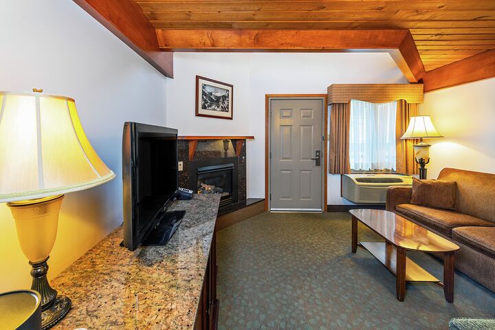 King Loft Suite - Guest Room
