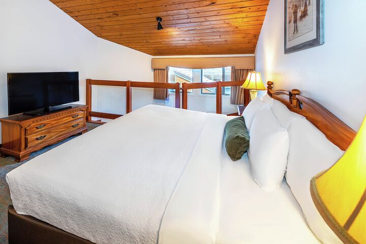 King Loft Suite - Guest Room Loft