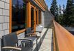 Gallery Thumbnail (2 Queens - Balcony)