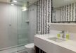 Gallery Thumbnail (2 Queens - Bathroom)