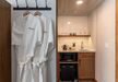 Gallery Thumbnail (2 Queens - Wet Bar)
