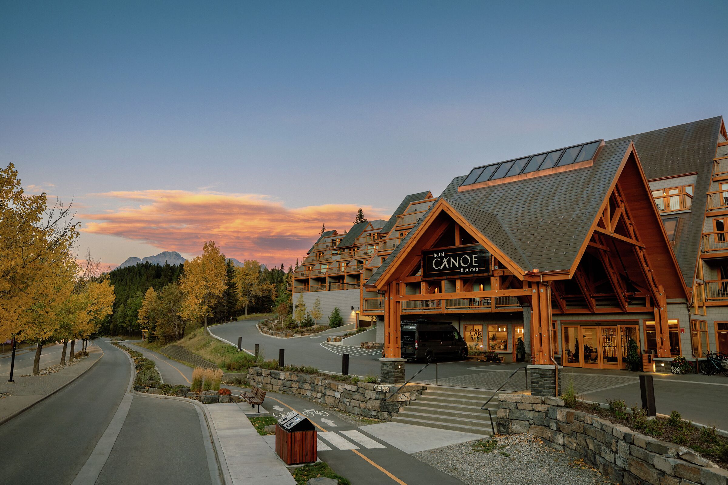 Hotel Canoe & Suites