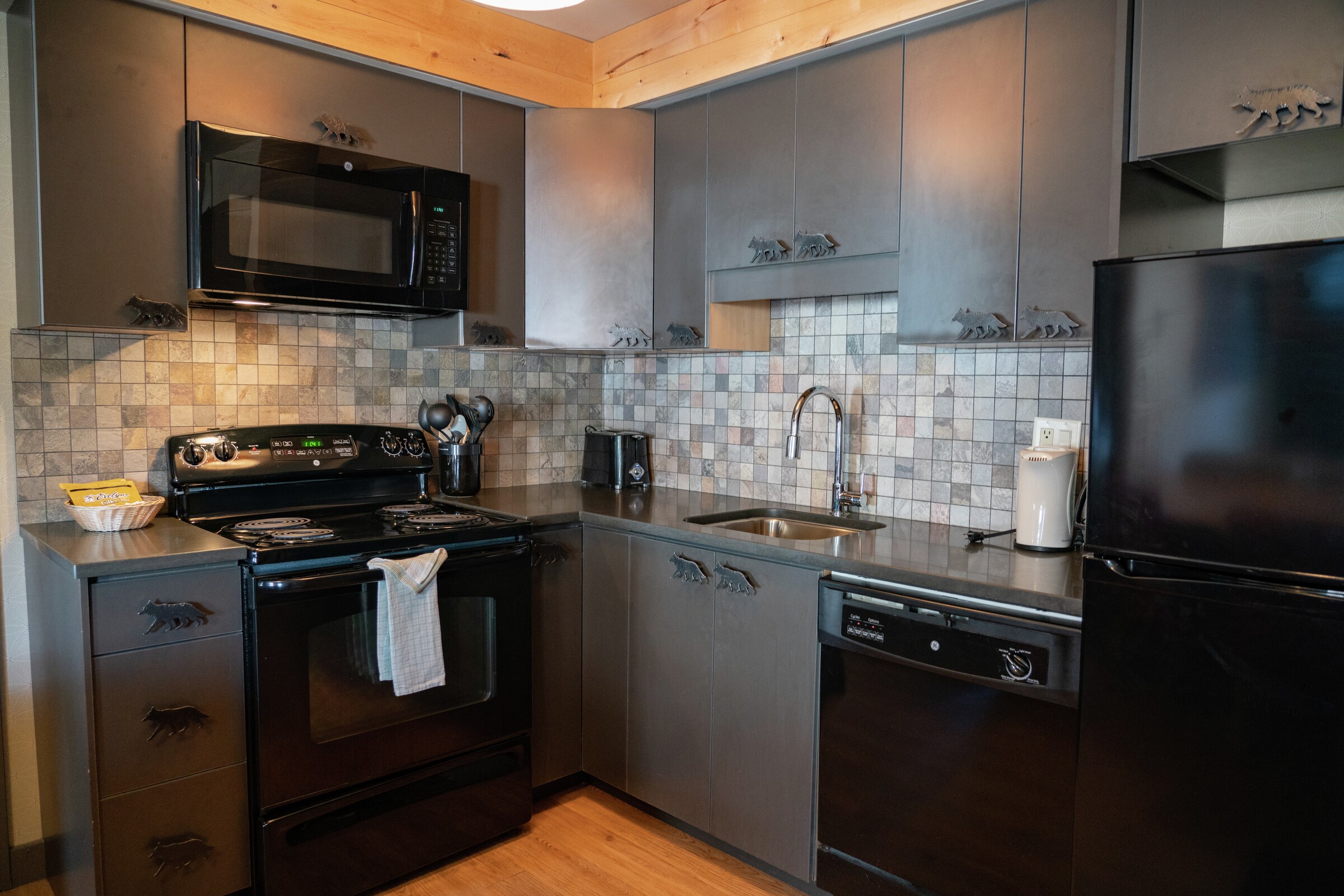 One Bedroom Wolf Condo Kitchen