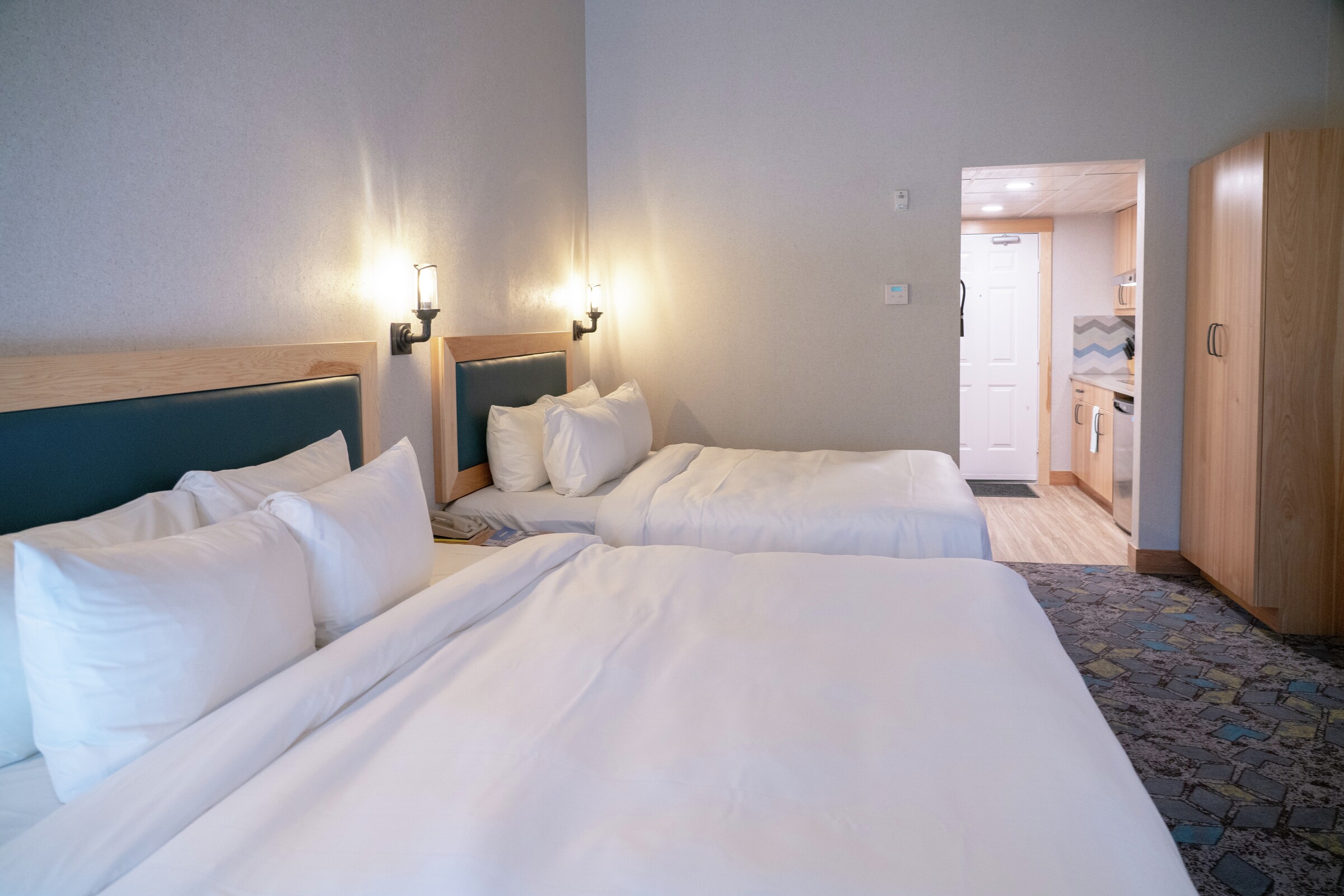 Superior Suite - Bedroom