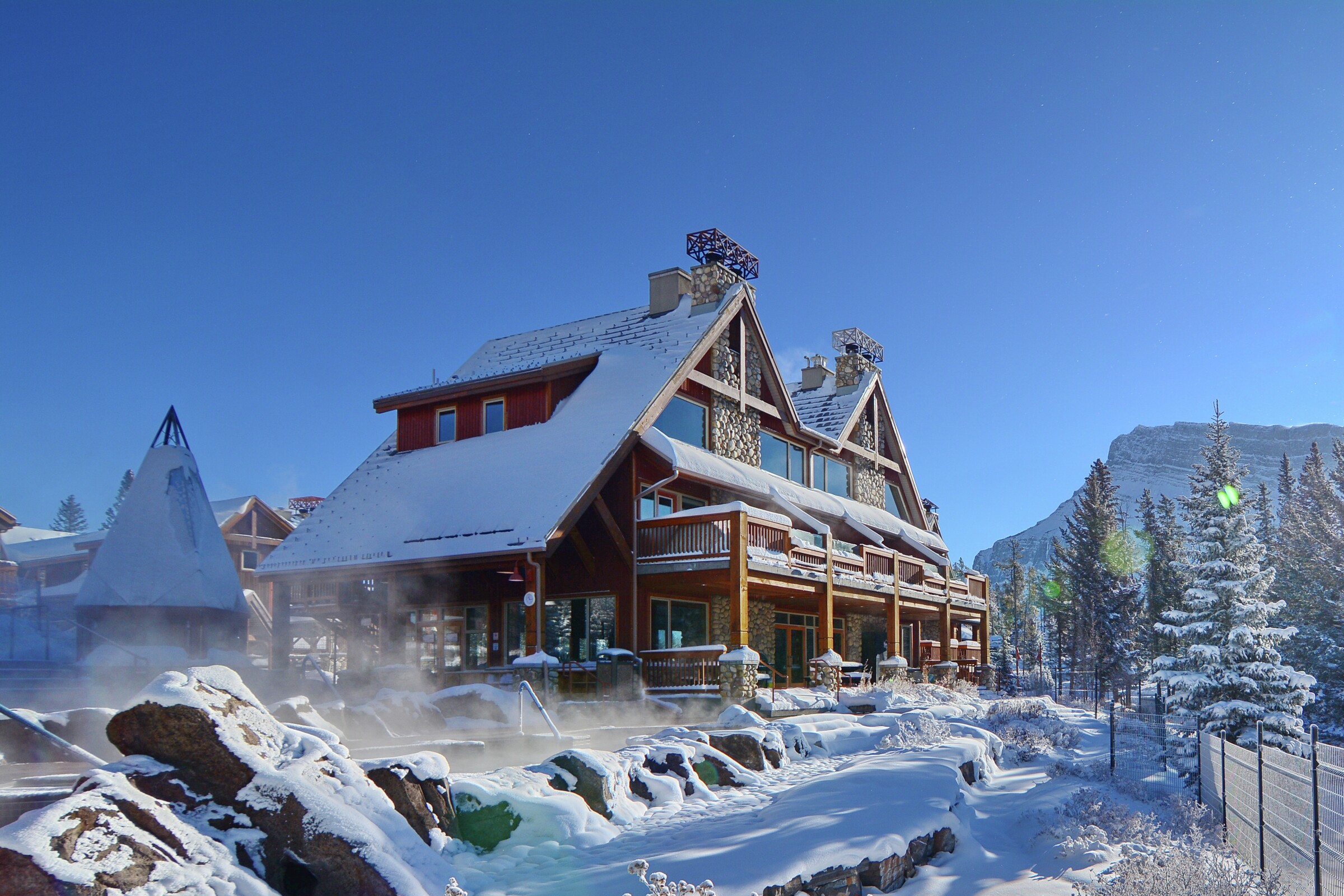 Hidden Ridge Resort
