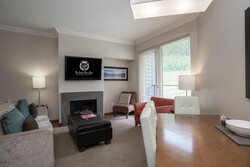 1 Bdrm Suite Dining Area & Living Area