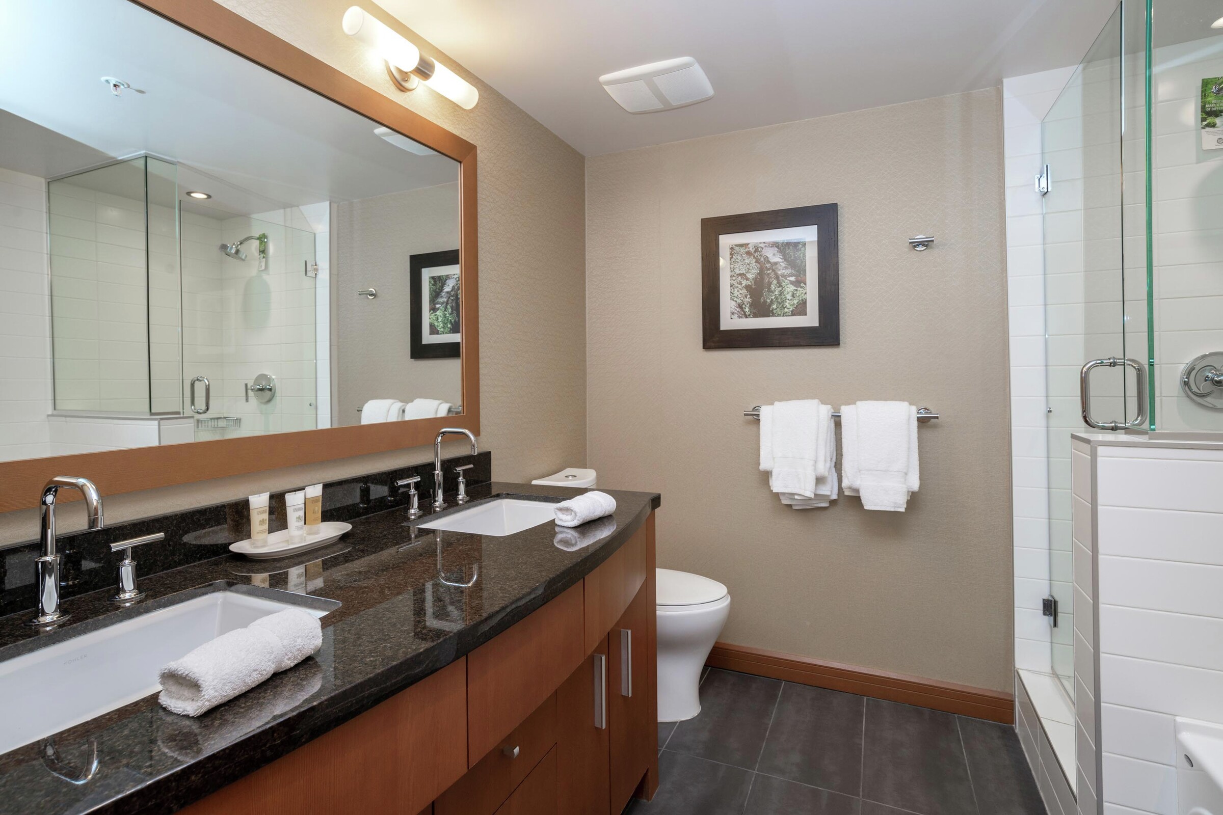 Master Ensuite Bathroom