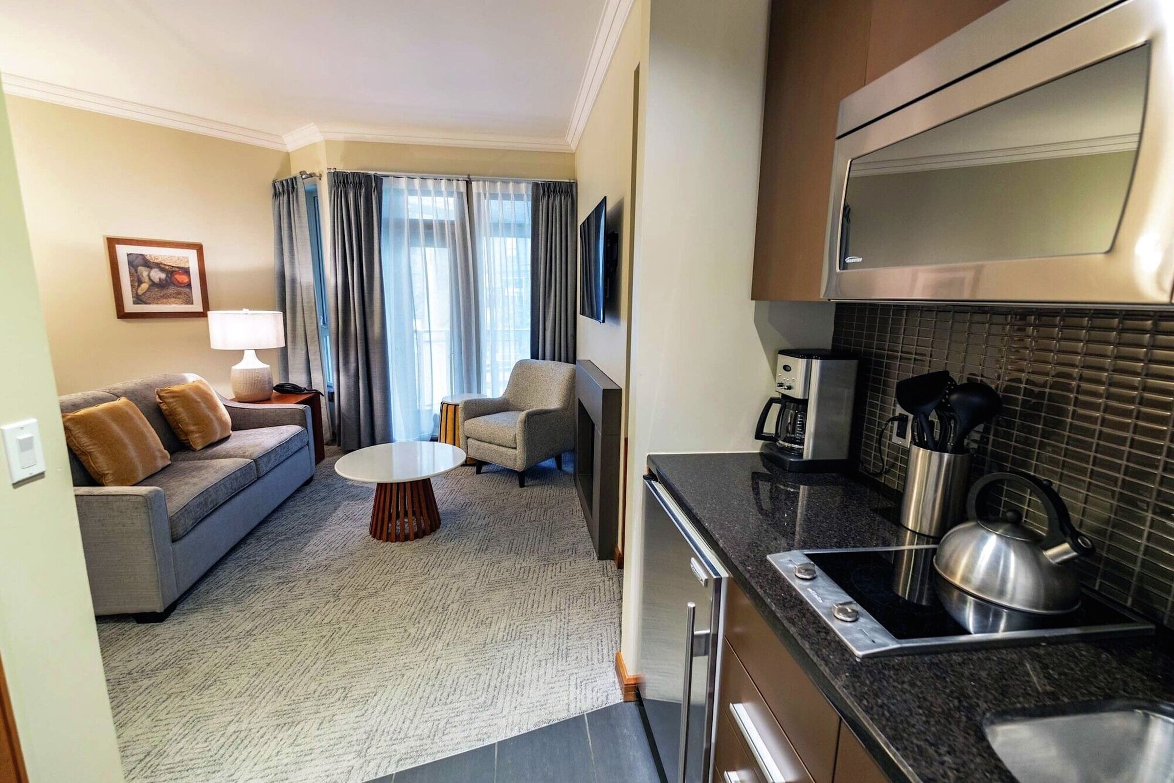 Studio Premium Kitchenette