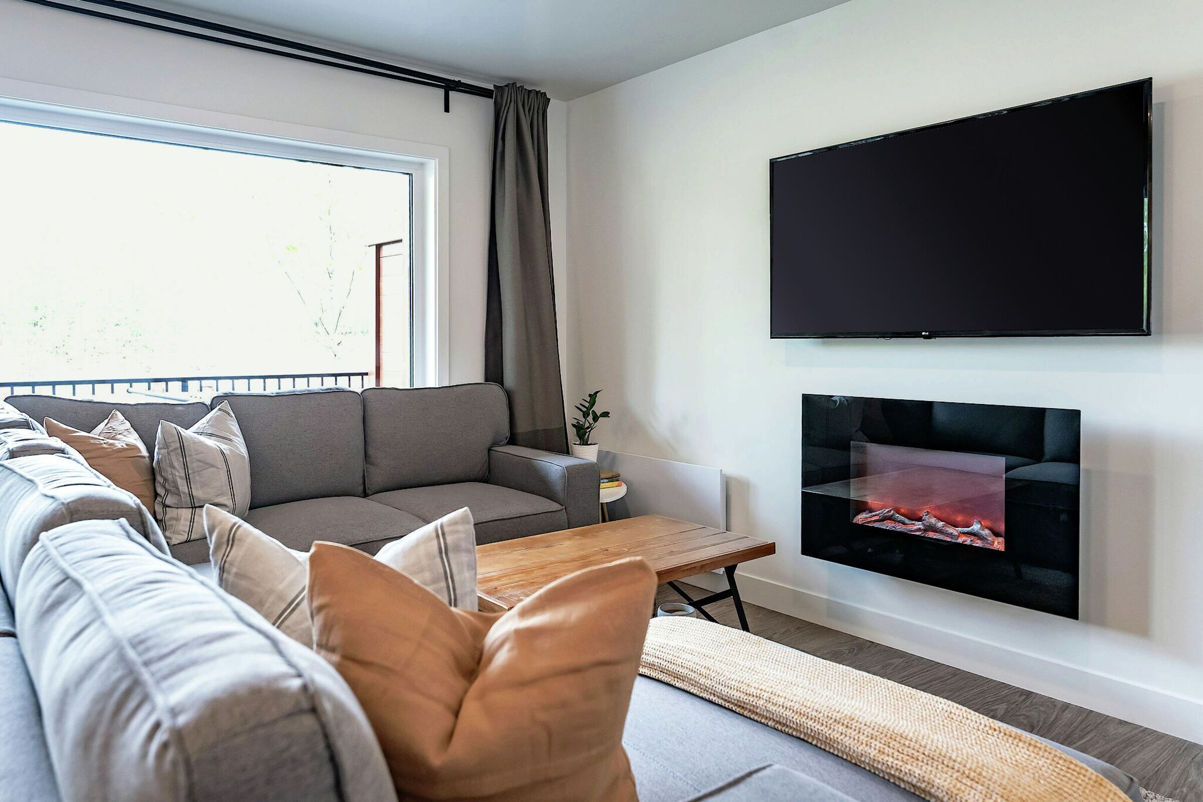 #1101 - Living Area