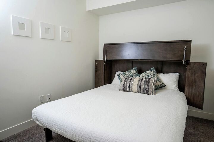 #4202 - L'Austin Reve - Bedroom
