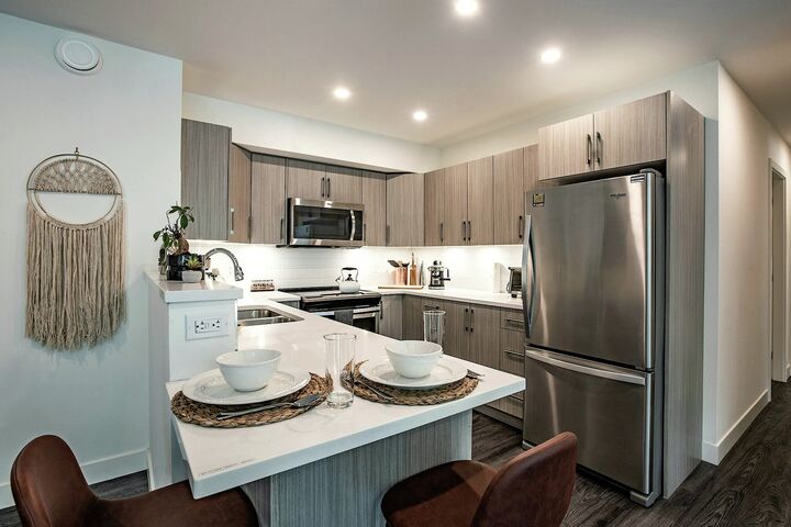 #4202 - L'Austin Reve - Kitchen