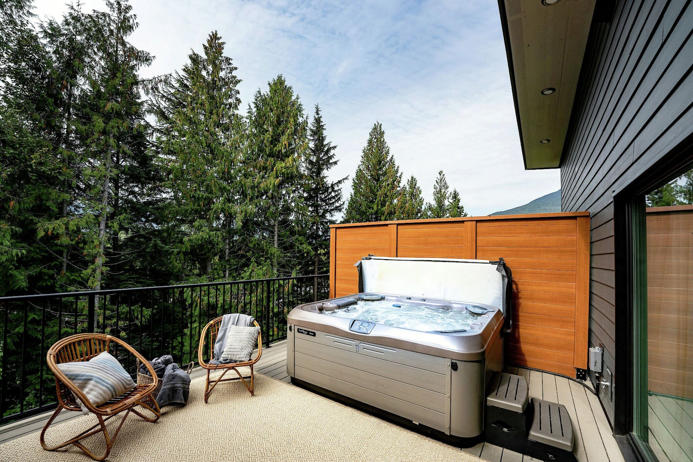 Balcony with Hot Tub