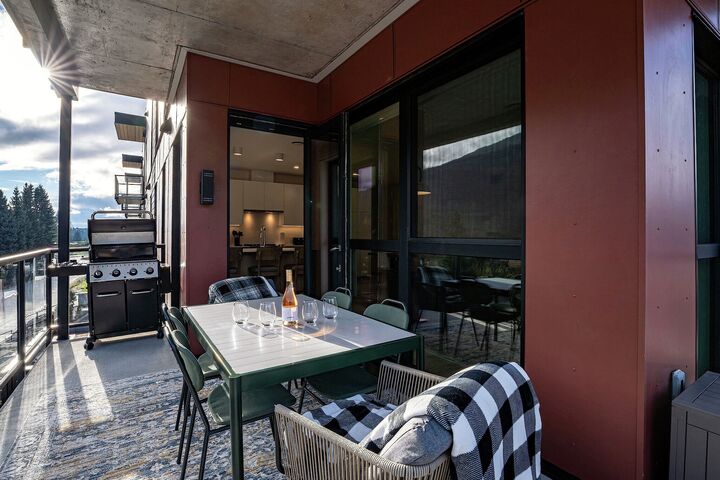 Balcony with BBQ