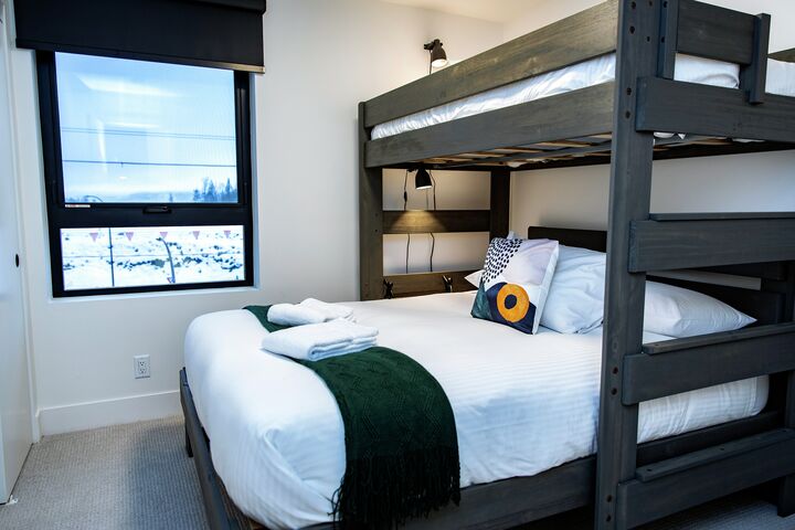#1306 - Separate Reality Retreat - Bedroom