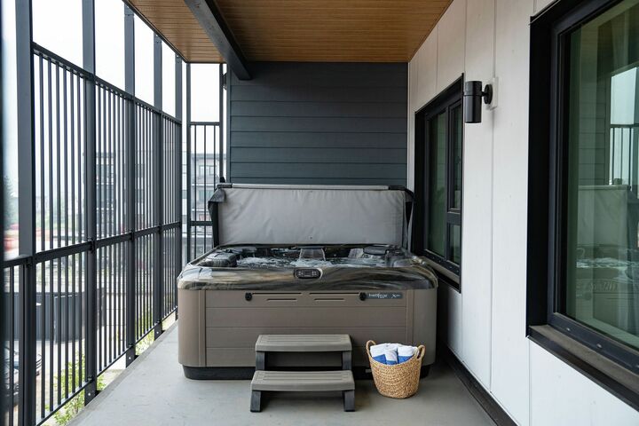 #2310 - The Monashee House - Balcony with Hot Tub