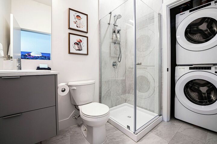 #1106 -  Rustic Retreat - Bathroom