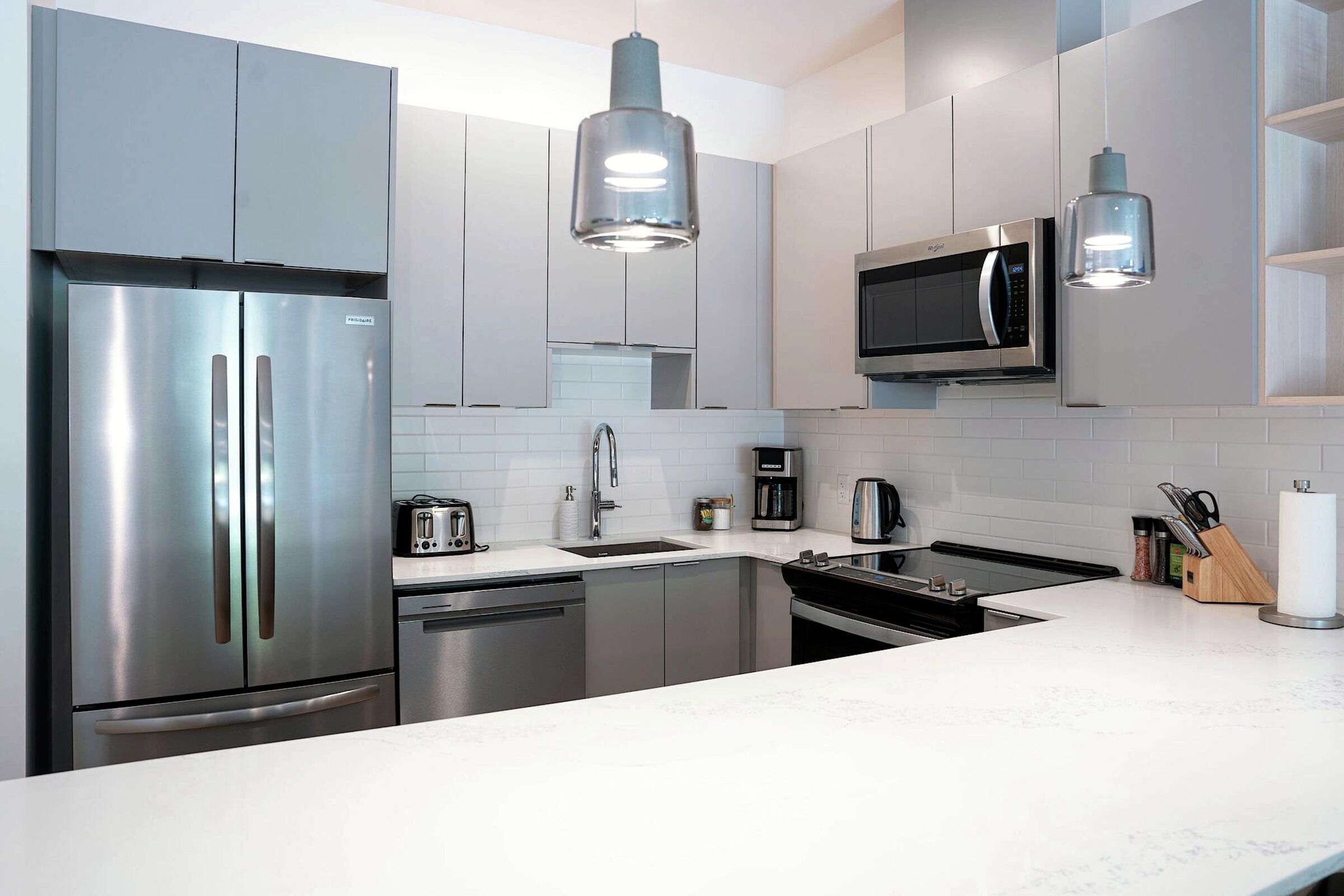 #1106 - Kitchen