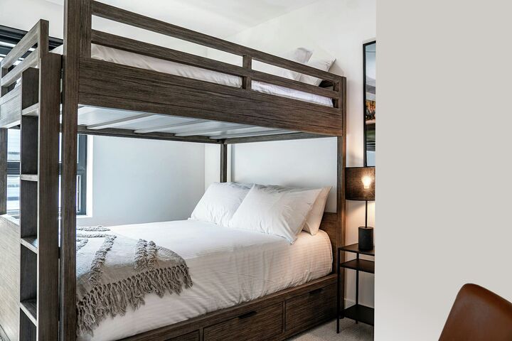 #2202 - Glades and Greens - Bedroom
