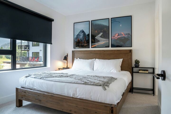 #2202 - Glades and Greens - Master Bedroom