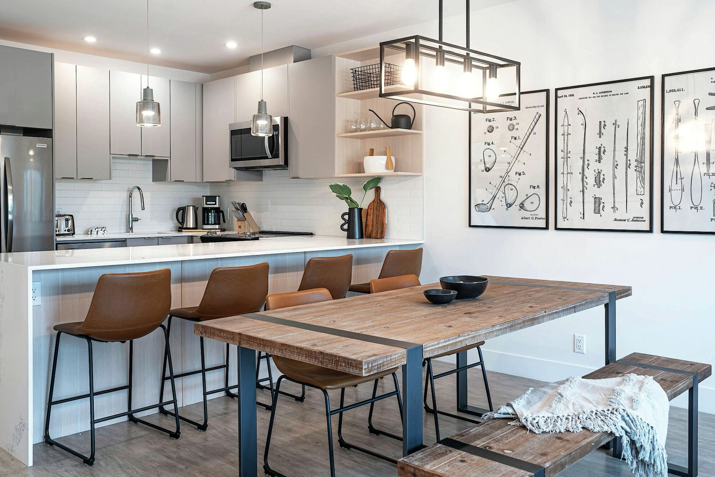 #2202 - Dining Area & Kitchen
