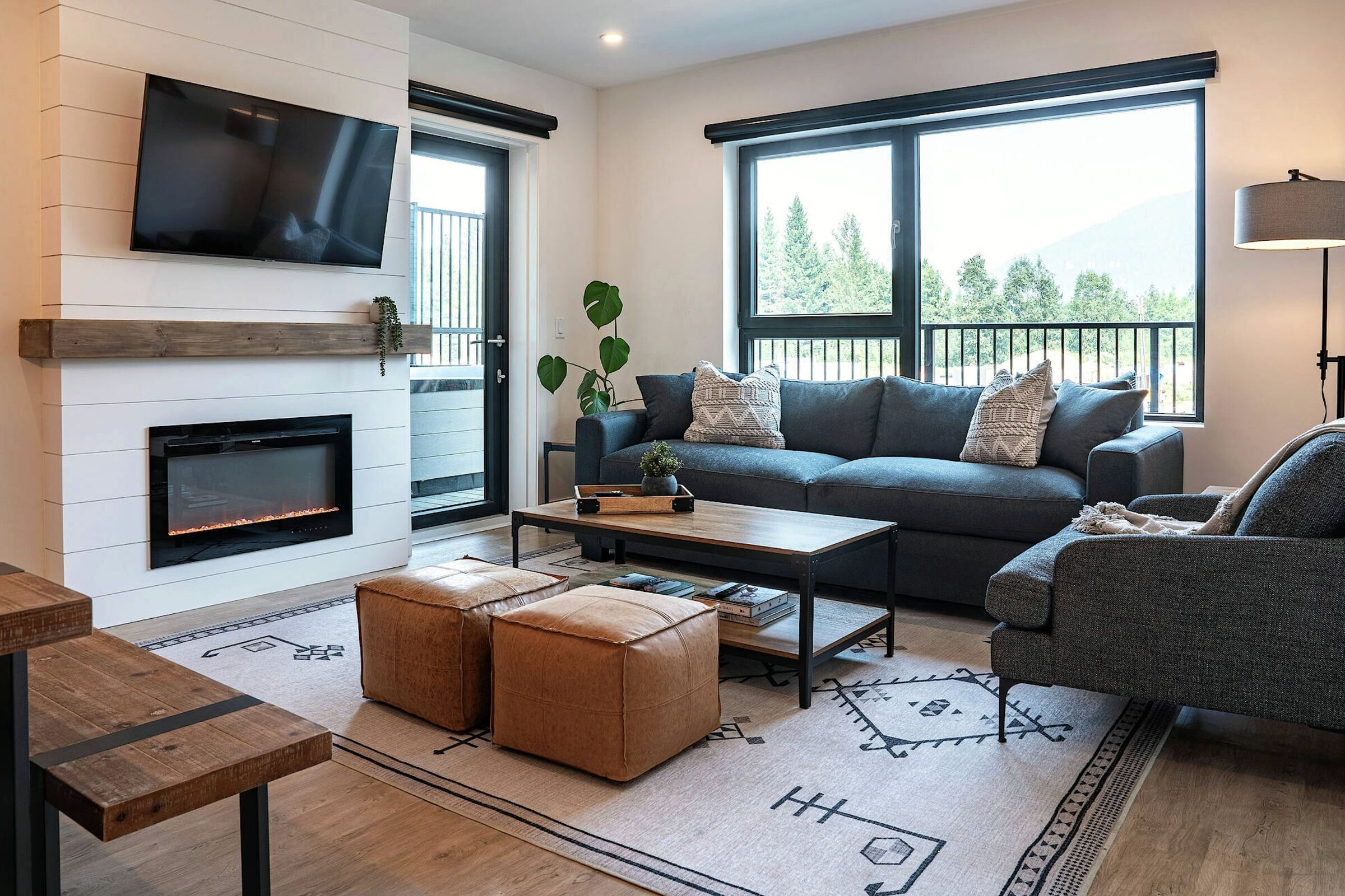 #2202 - Living Area