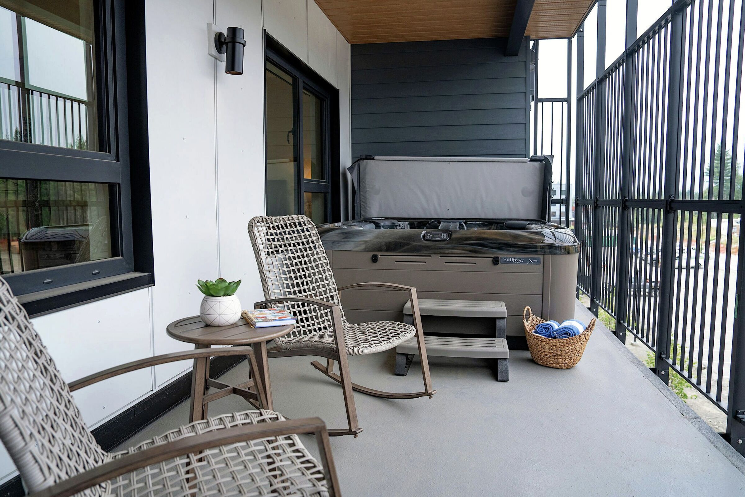 #2304 - Balcony with Hot Tub