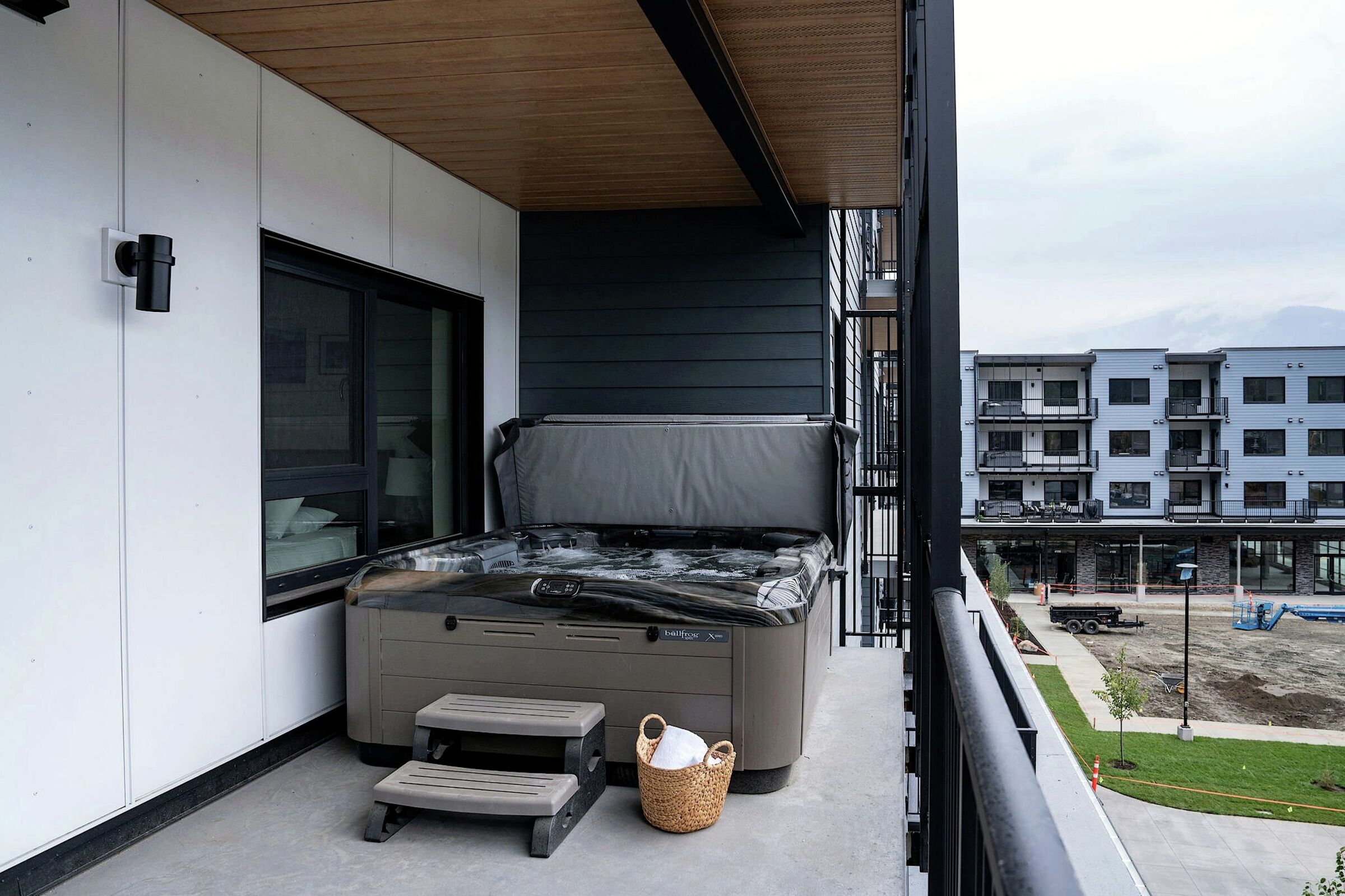 #3306 - Balcony with Hot Tub