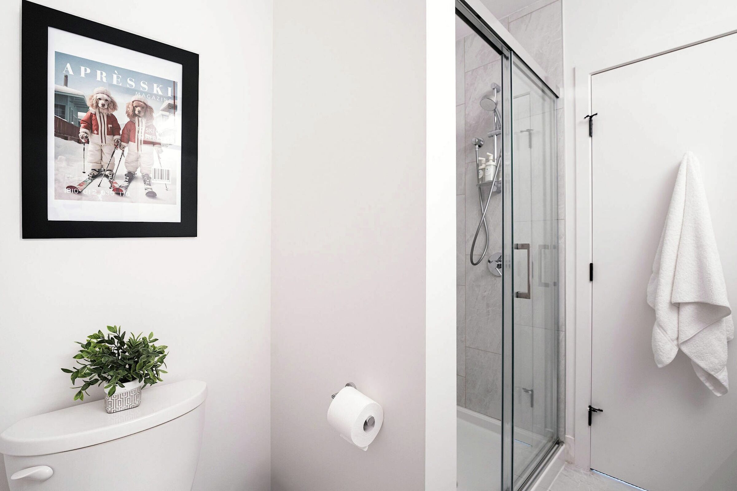 #3307 - Master Ensuite Bathroom