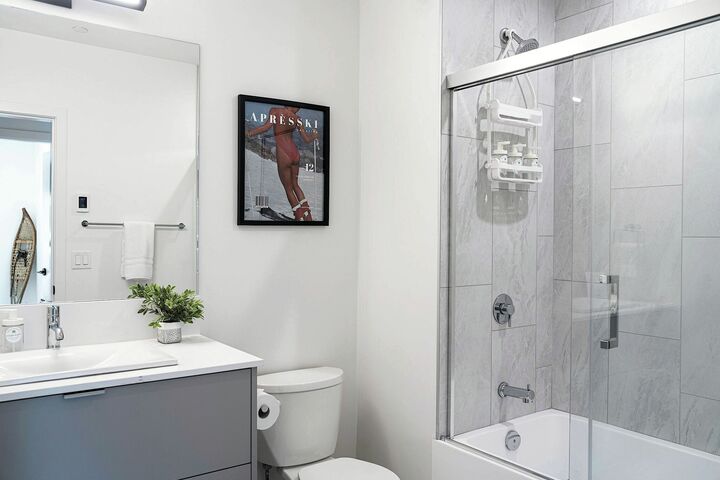#3307 - The Grizzly Basin - Bathroom