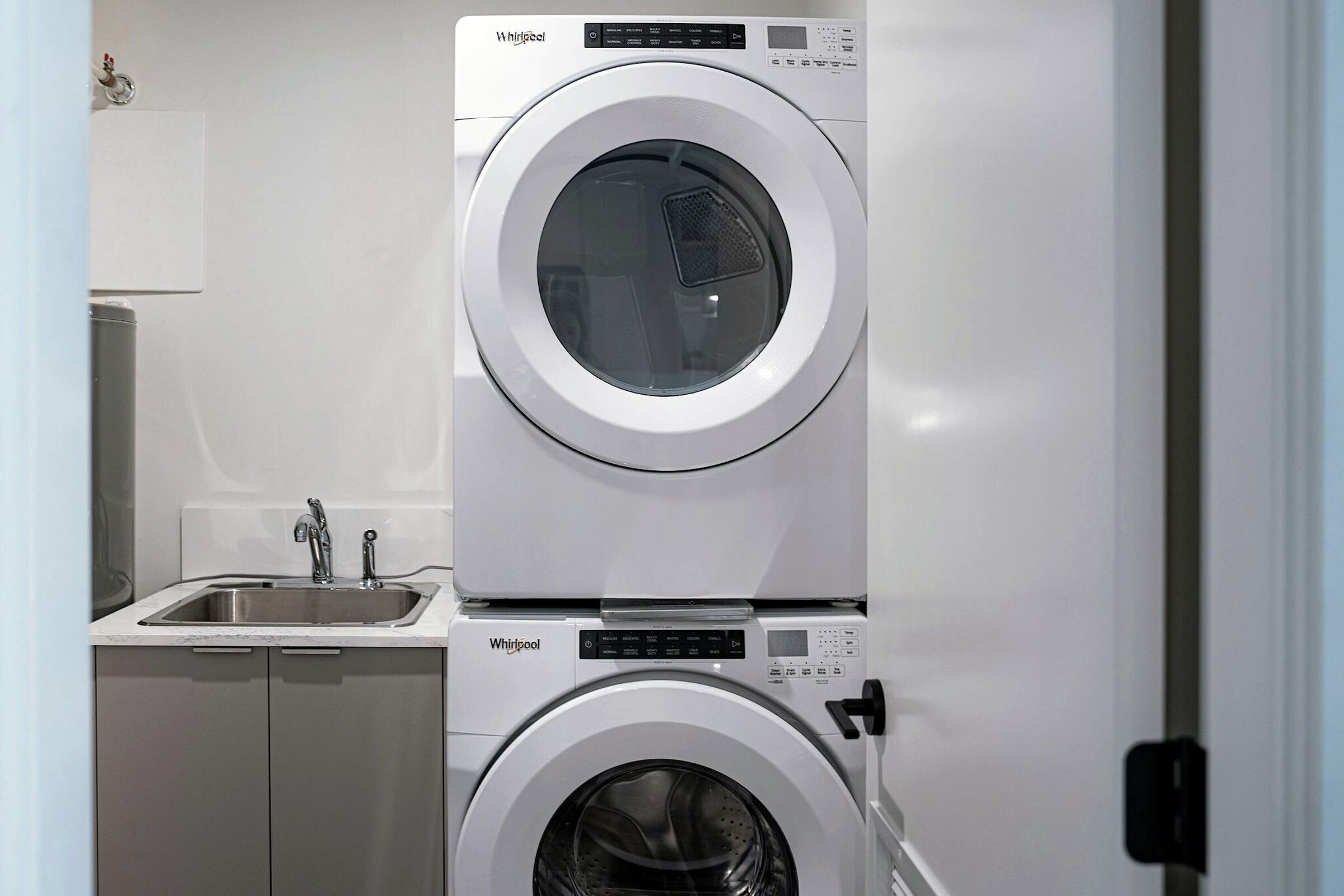 #3307 - Laundry Room