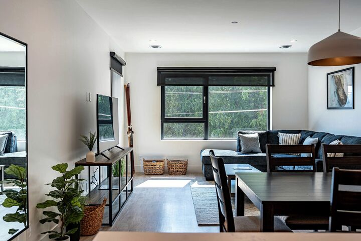 #3307 - The Grizzly Basin - Living Area