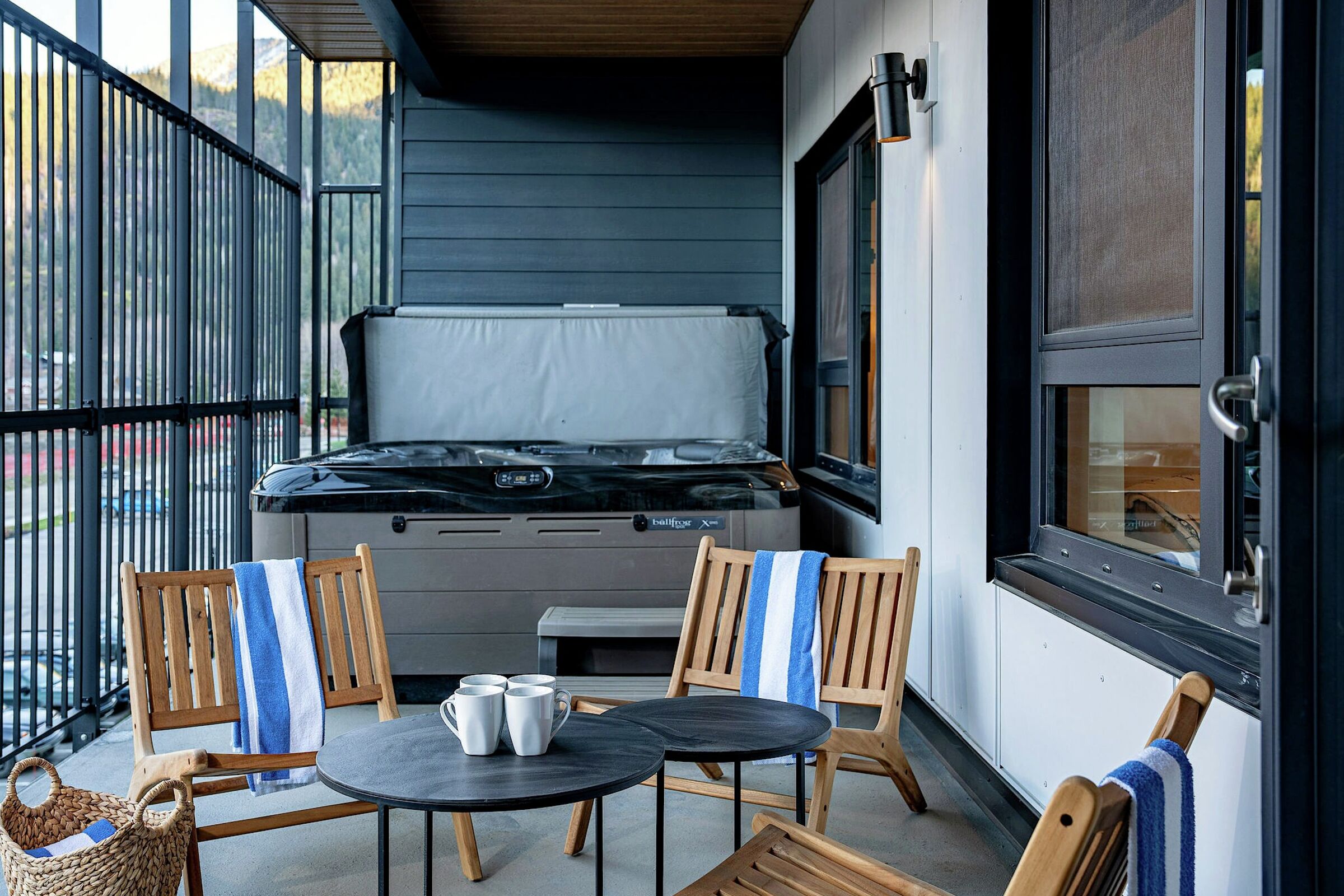 #3310 - Balcony with Hot Tub