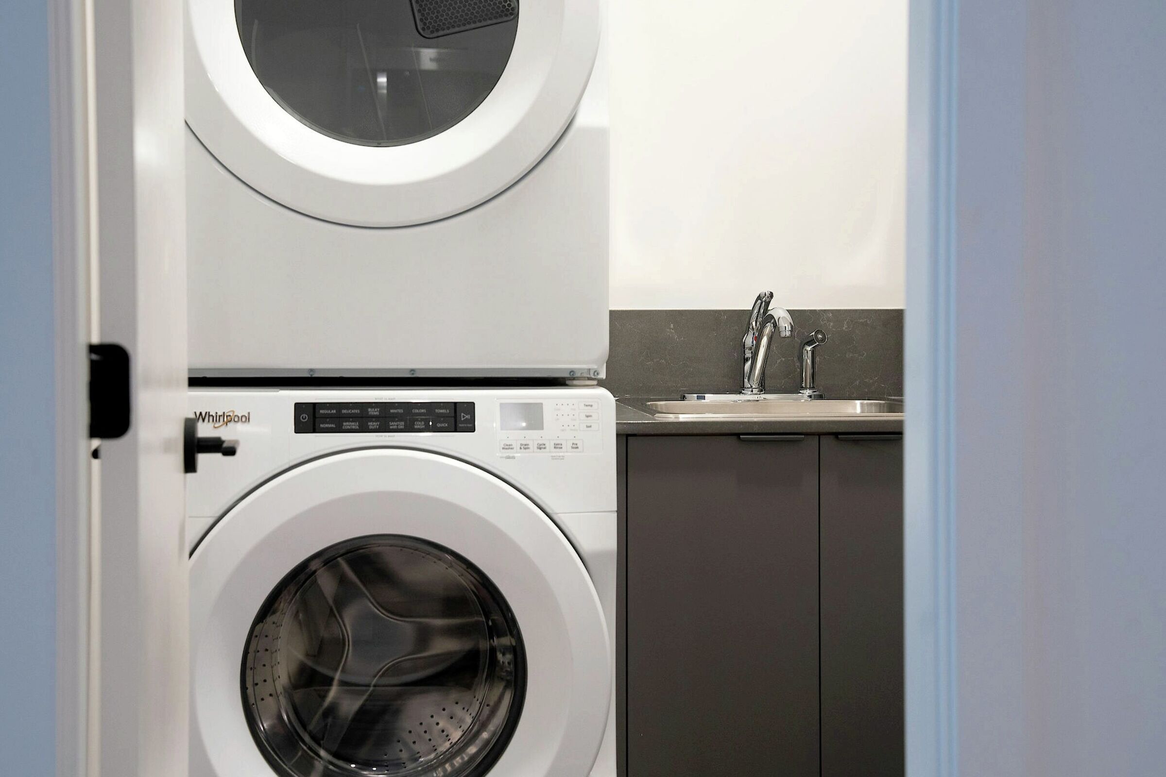 #4404 - Laundry Room
