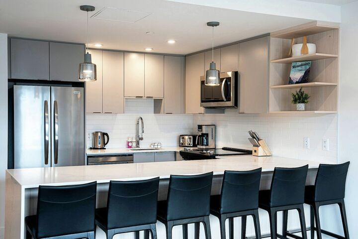 #1201 - Switchback Suite - Kitchen