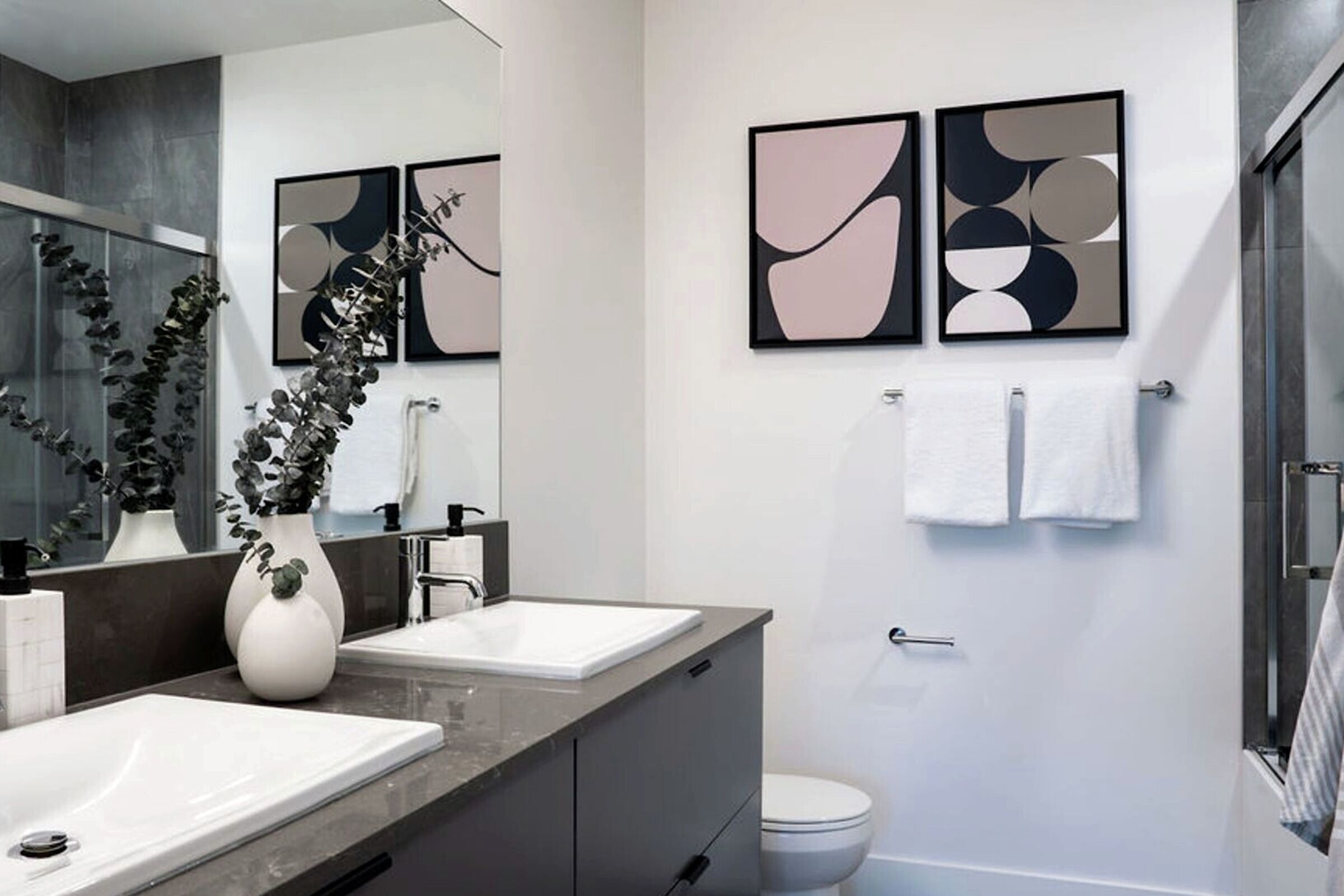 #4305 - Ensuite Bathroom