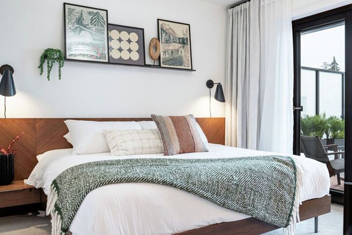 #4305 - Knuckle Hucks - Master Bedroom