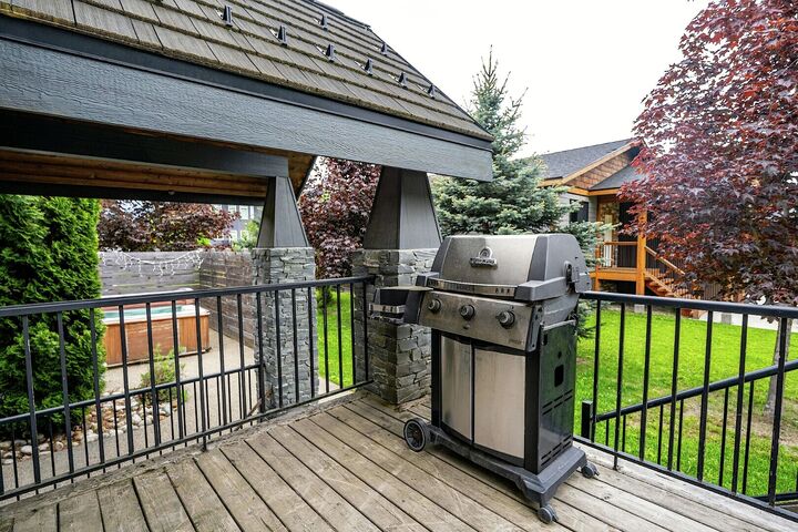 Balcony with BBQ