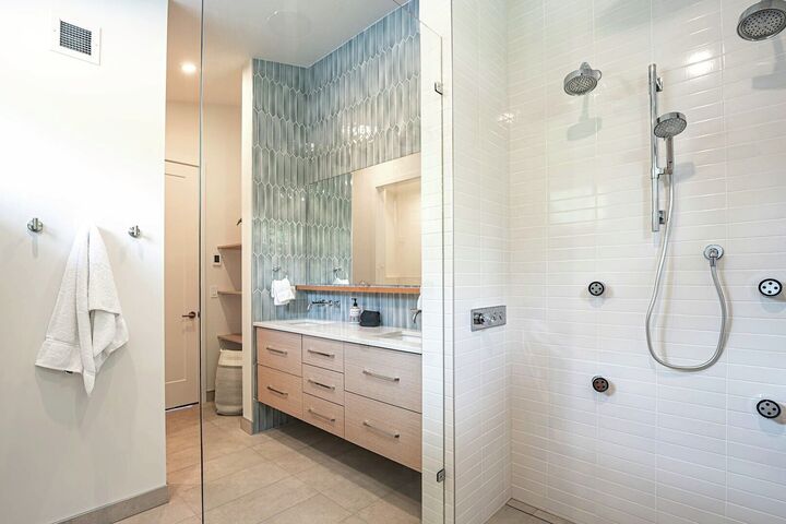 Master Ensuite Bathroom