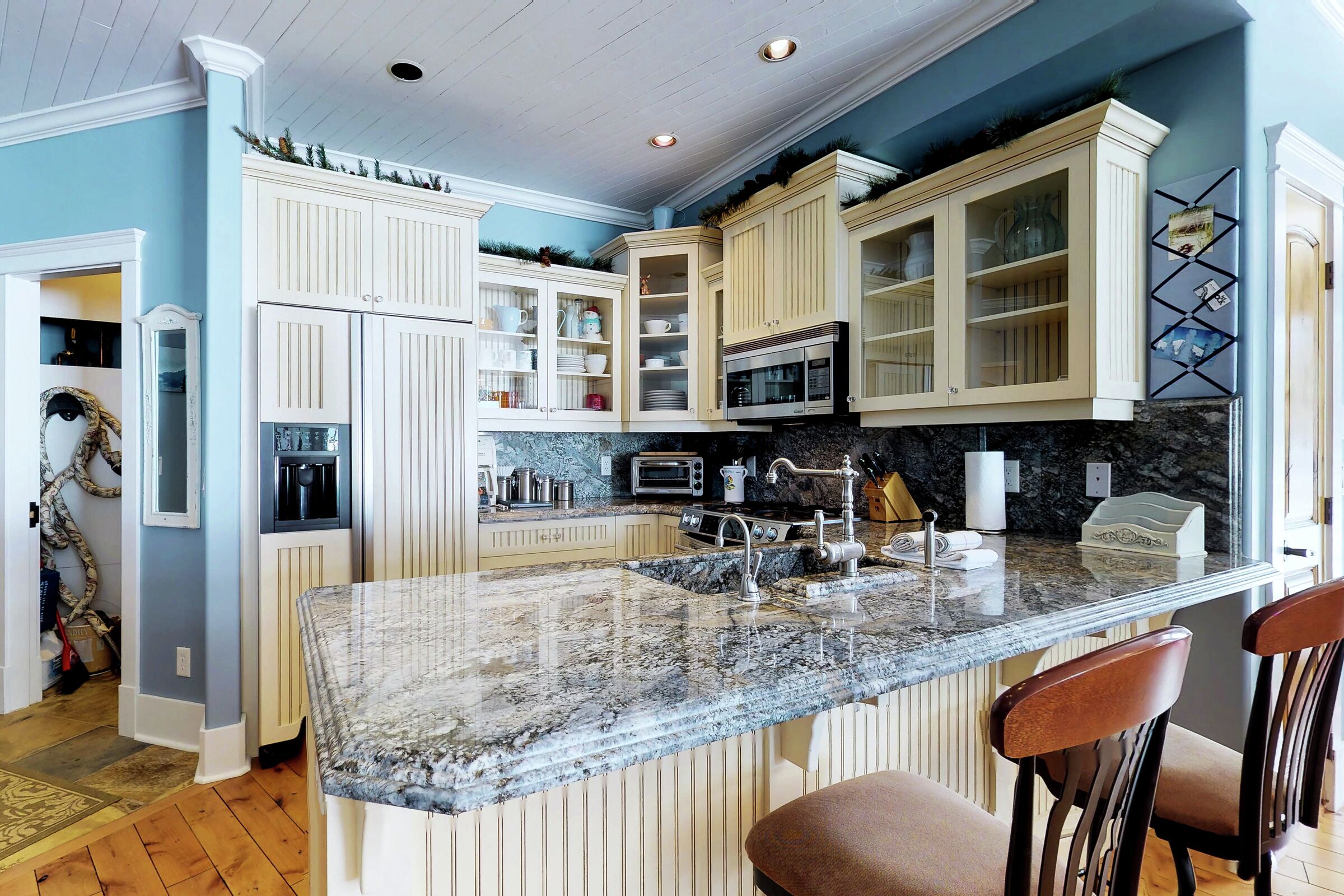 #4607 - Kitchen
