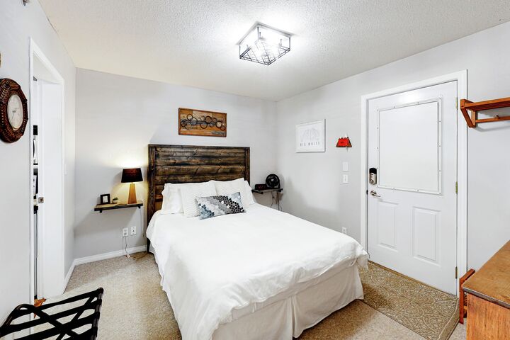 Studio Bedroom