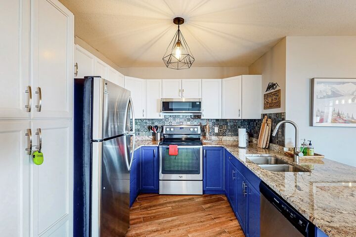 #401 - Hilltop Hideaway - Kitchen
