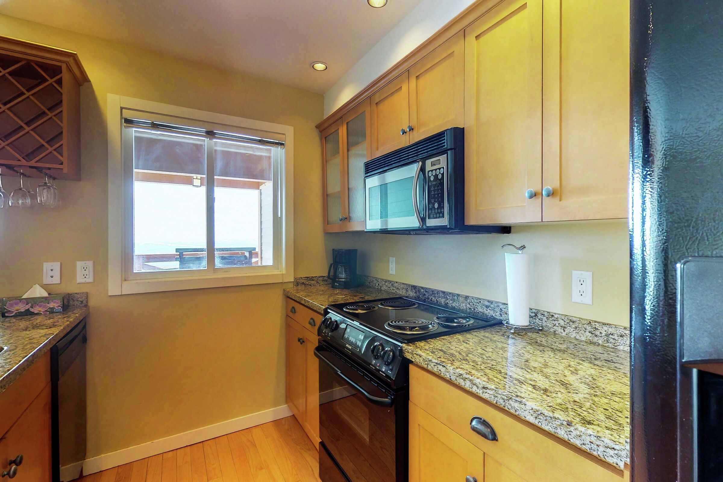 #28 - Kitchen